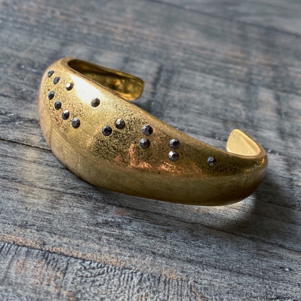 NEW Brushed Gold & Gunmetal Black Crystal Cuff Bracelet - Picture 7 of 8